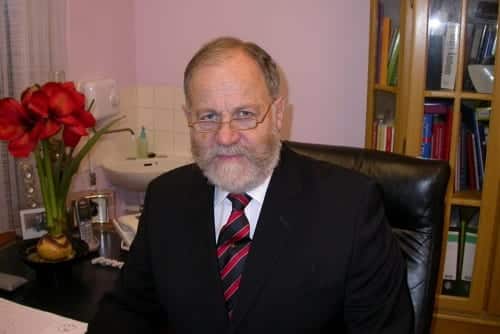 Professor B Stevens FTTS